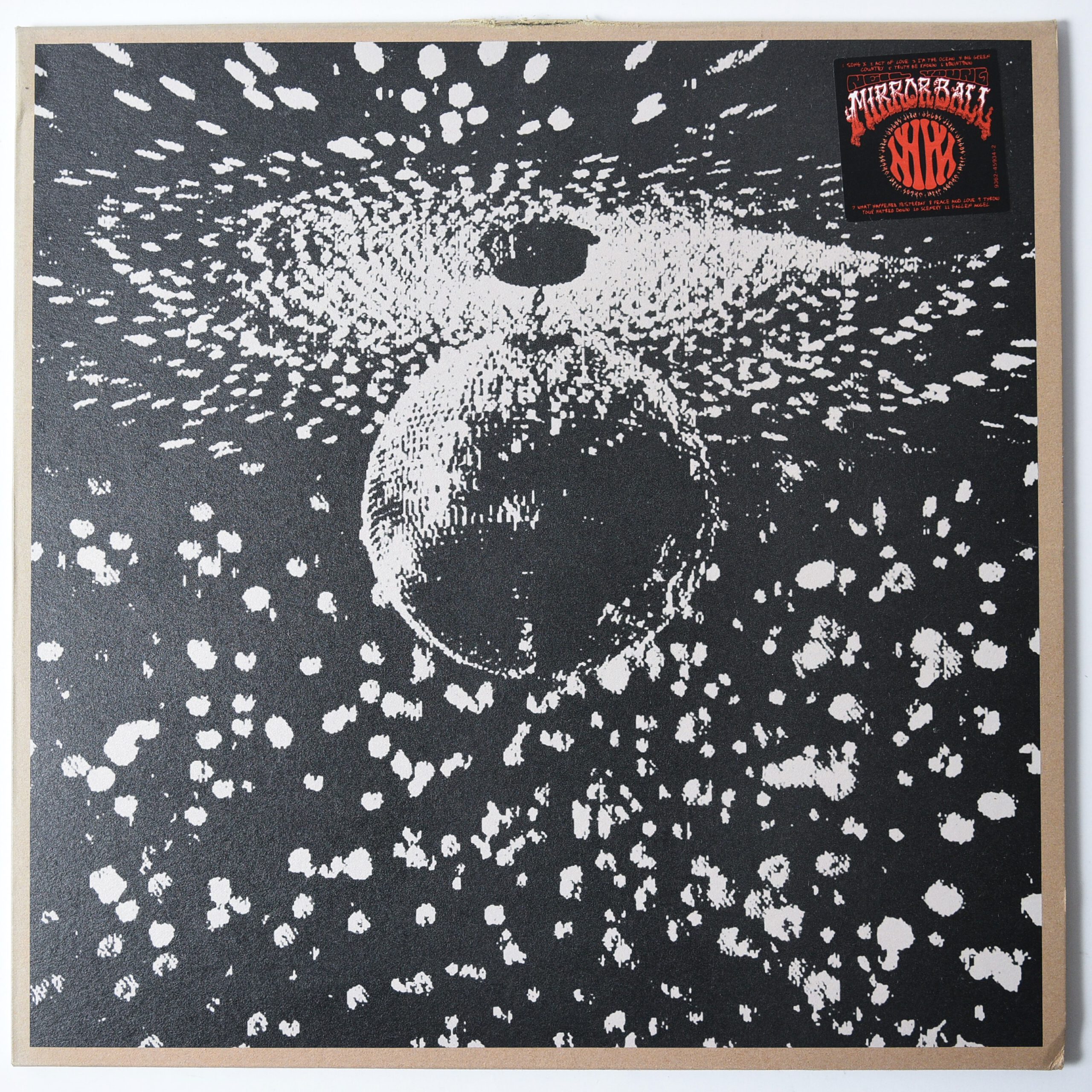 Neil Young – Mirror Ball