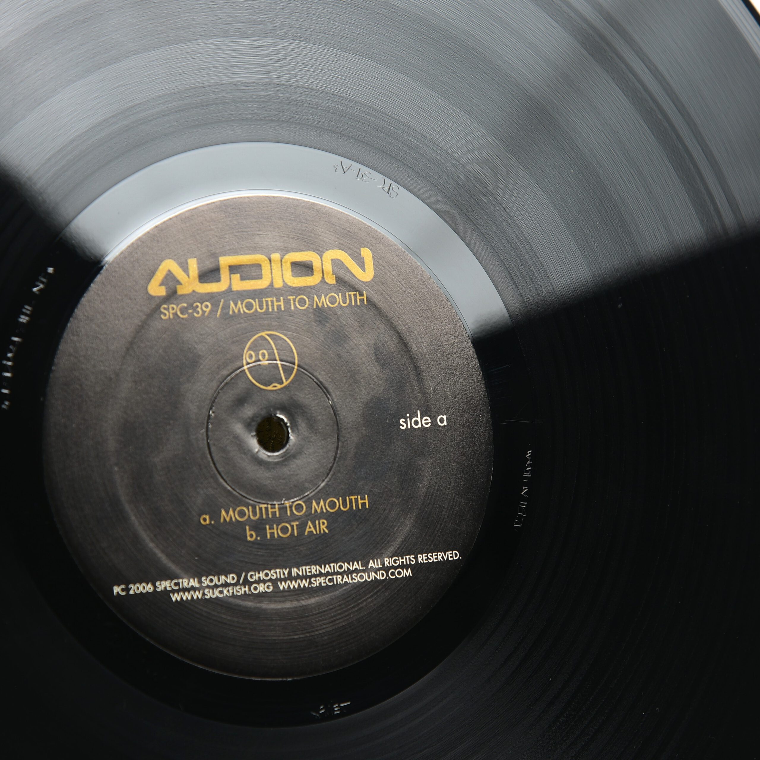 Audion – Mouth To Mouth